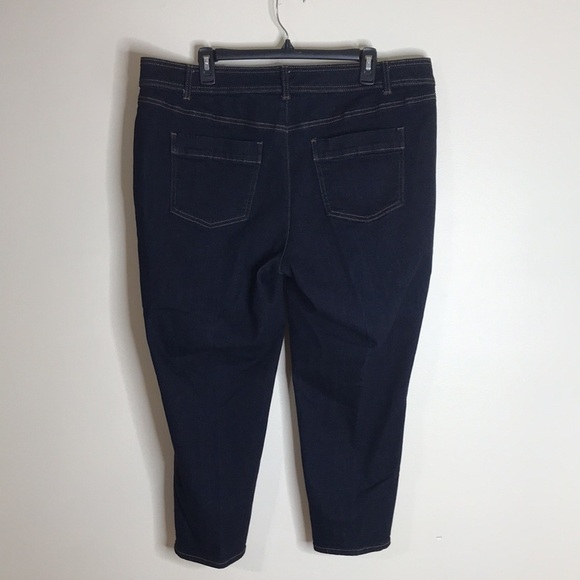 Talbots dark wash denim Capri jeans with button details along sides size 18 WP - Picture 7 of 11